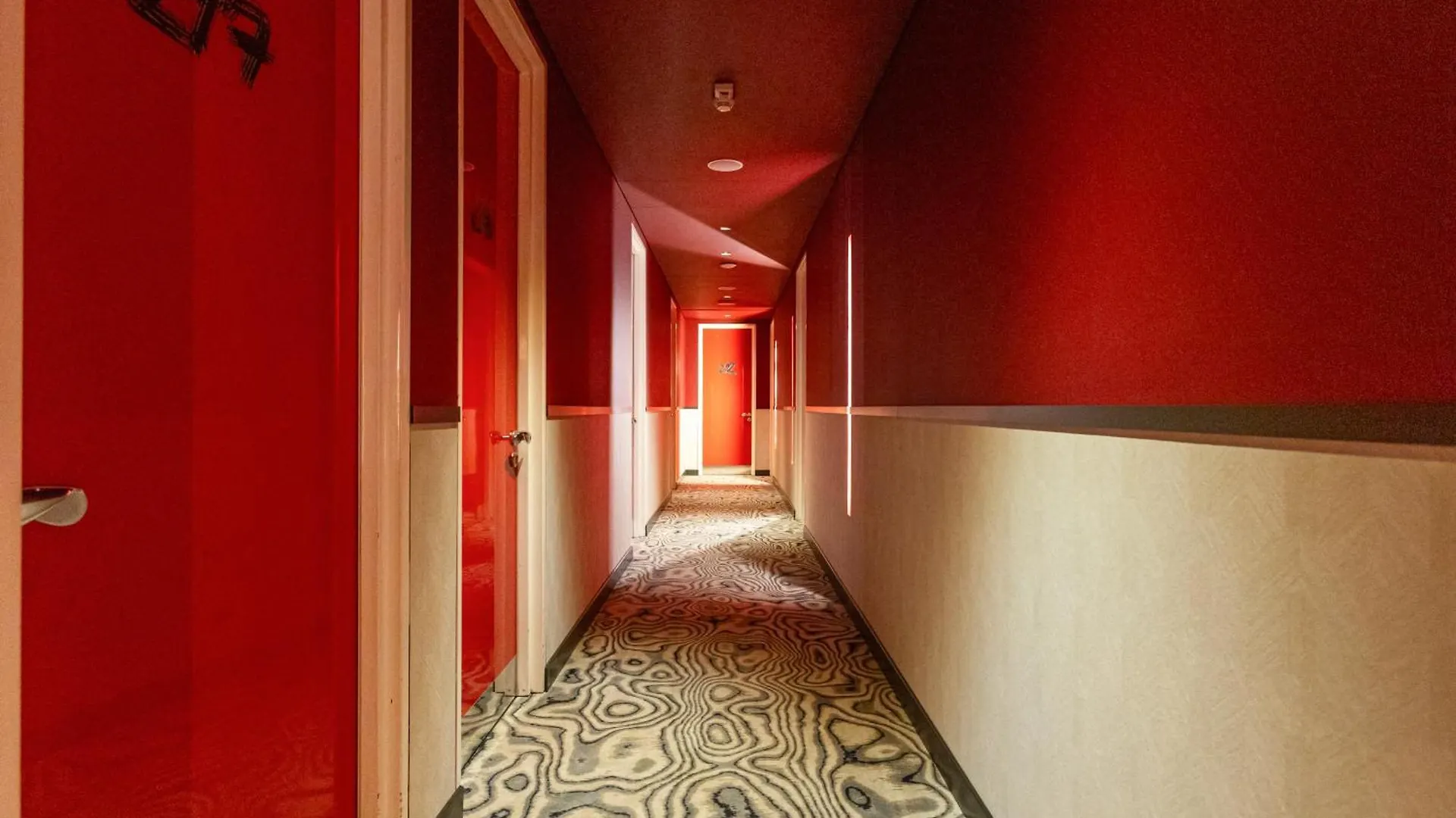 Duomo Hotel Rimini 4*,  Italy